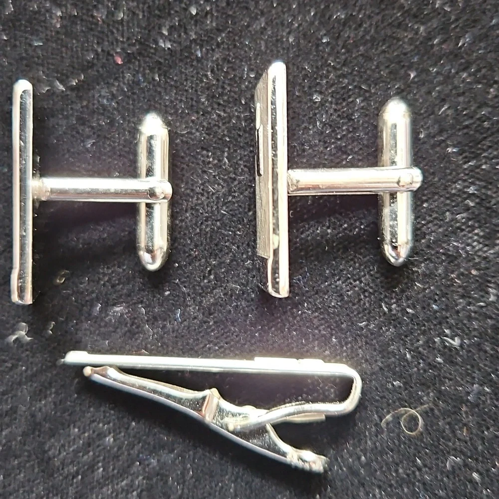 Swank Silvertone Vintage Cufflinks and Tie Clip Gift Set